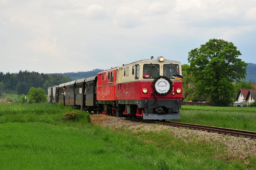 NÖVOG V5 und V12 Doppeltraktion 62